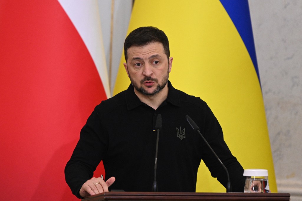 Zelensky’s Election Delay Sparks Condemnation as Ukraine Moves to Secure Foreign Votes
