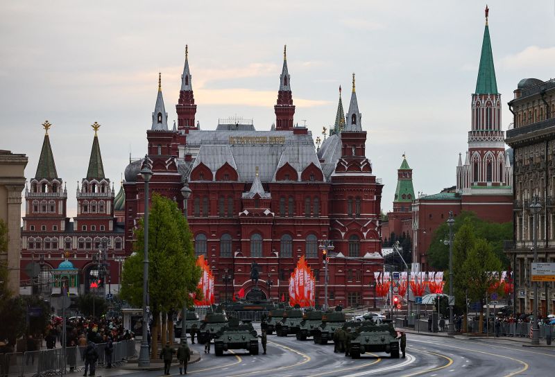 Russia Announces Victory Day Ceasefire Amid Warning to Ukrainian Military