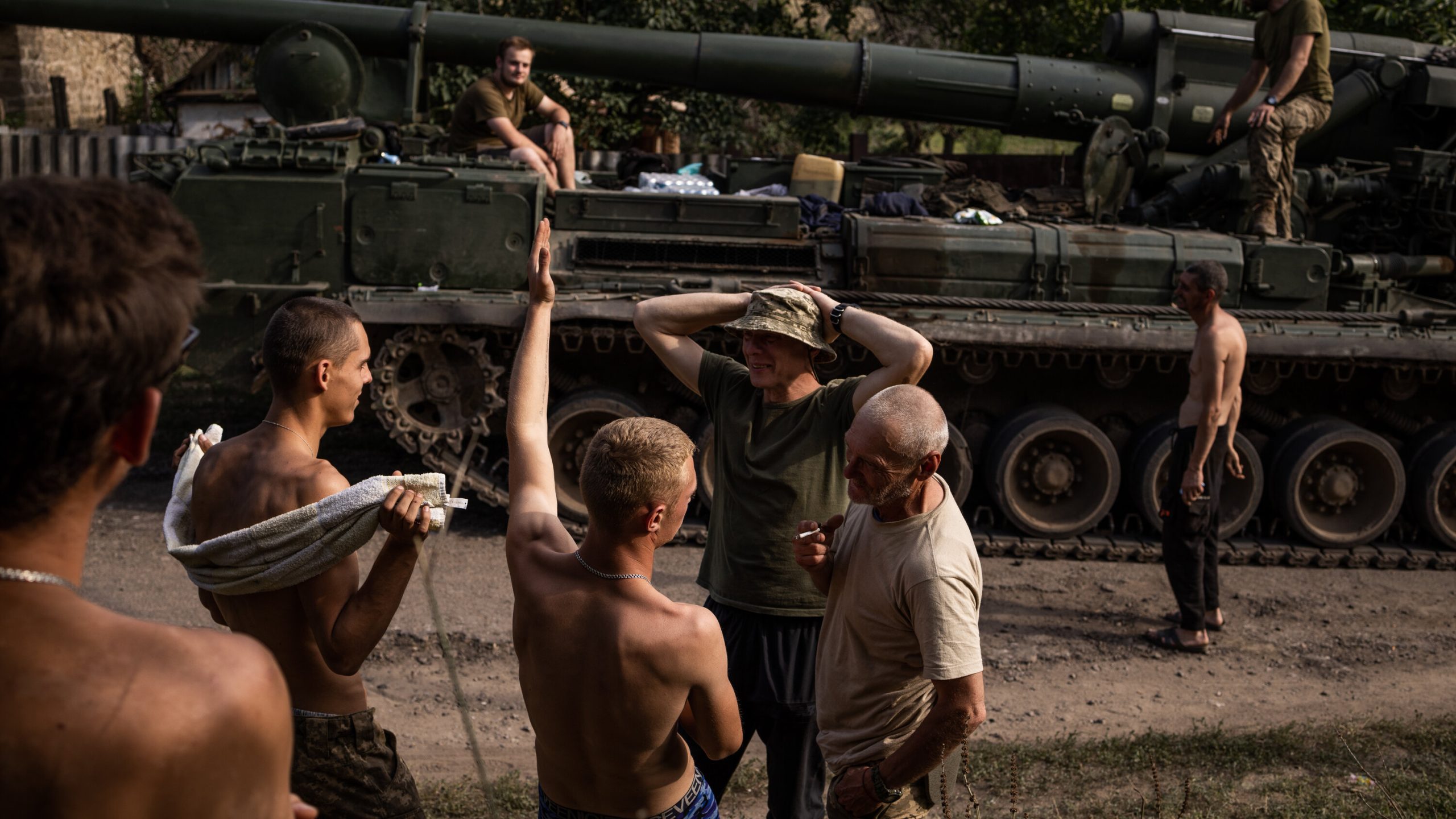 Ukraine War Stalemate Threatens Escalation, Rubio Says US Firmly on Ukraine Side